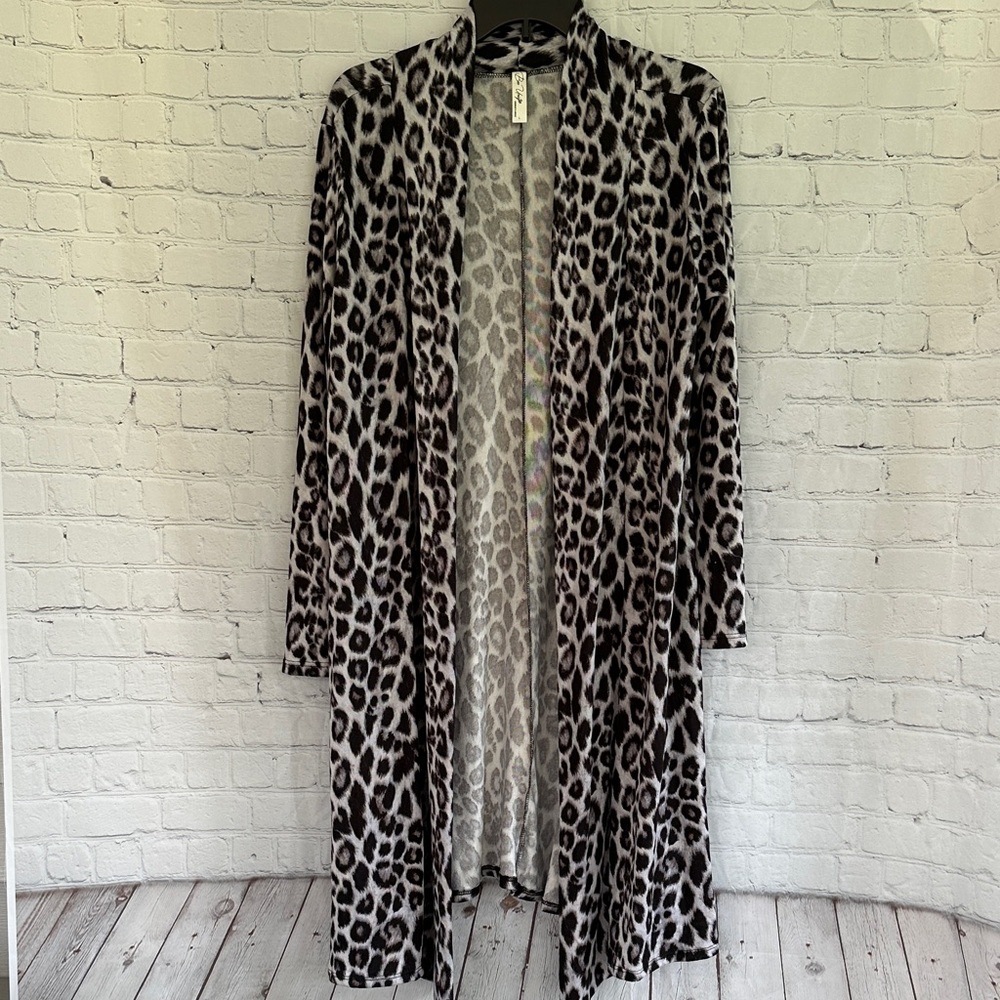 Bee Uniq Leopard Print Long Open Draped Cardigan Size L